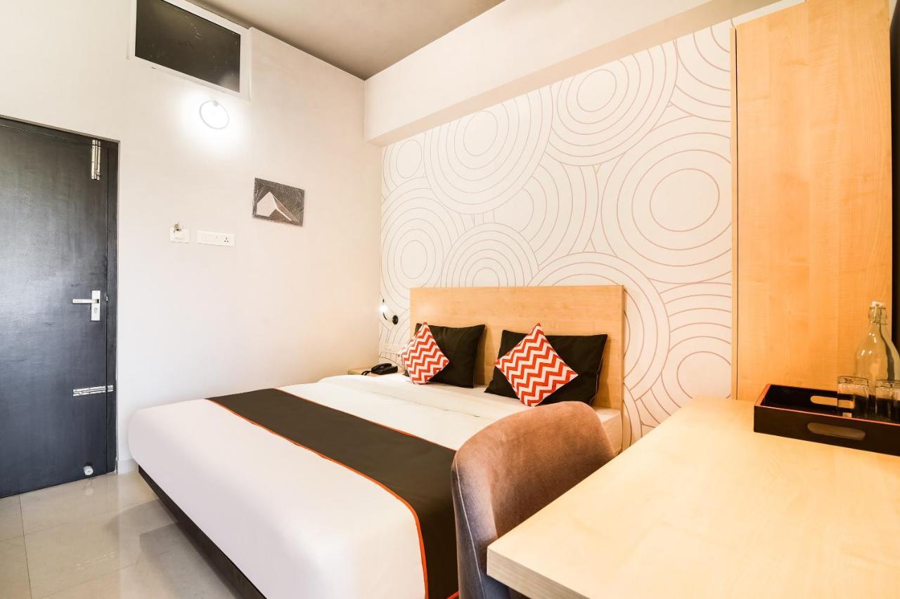Collection O 39727 Tidel Park Hotell Pilamedu Exteriör bild