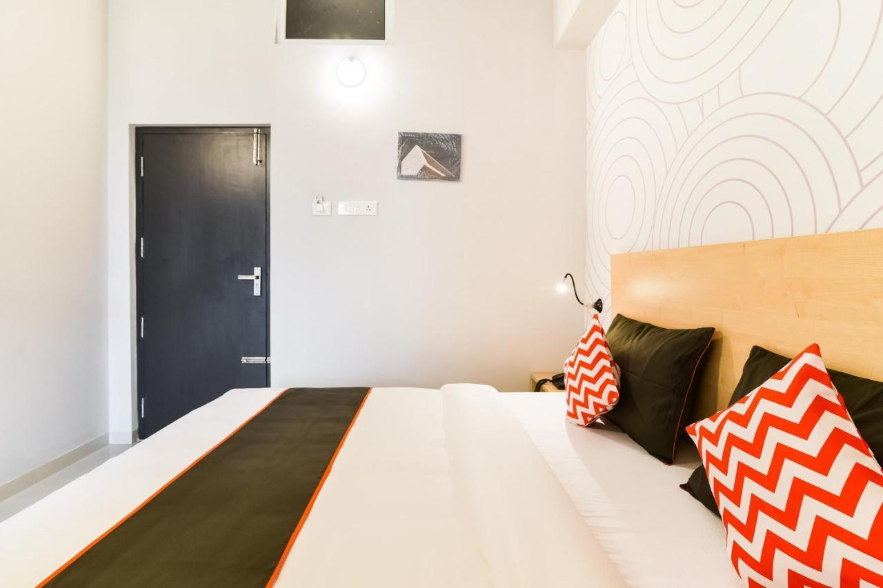 Collection O 39727 Tidel Park Hotell Pilamedu Exteriör bild